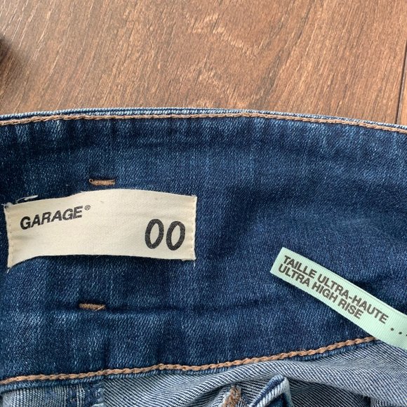 🌸2/$32🌸 Garage Jeans ultra high-rise, size 00 - Picture 4 of 4